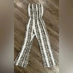 Gorgeous Xs snakeskin jumpsuit onepiece romper